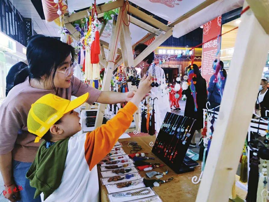精選時(shí)尚好物，引領(lǐng)潮流精選圖文推薦