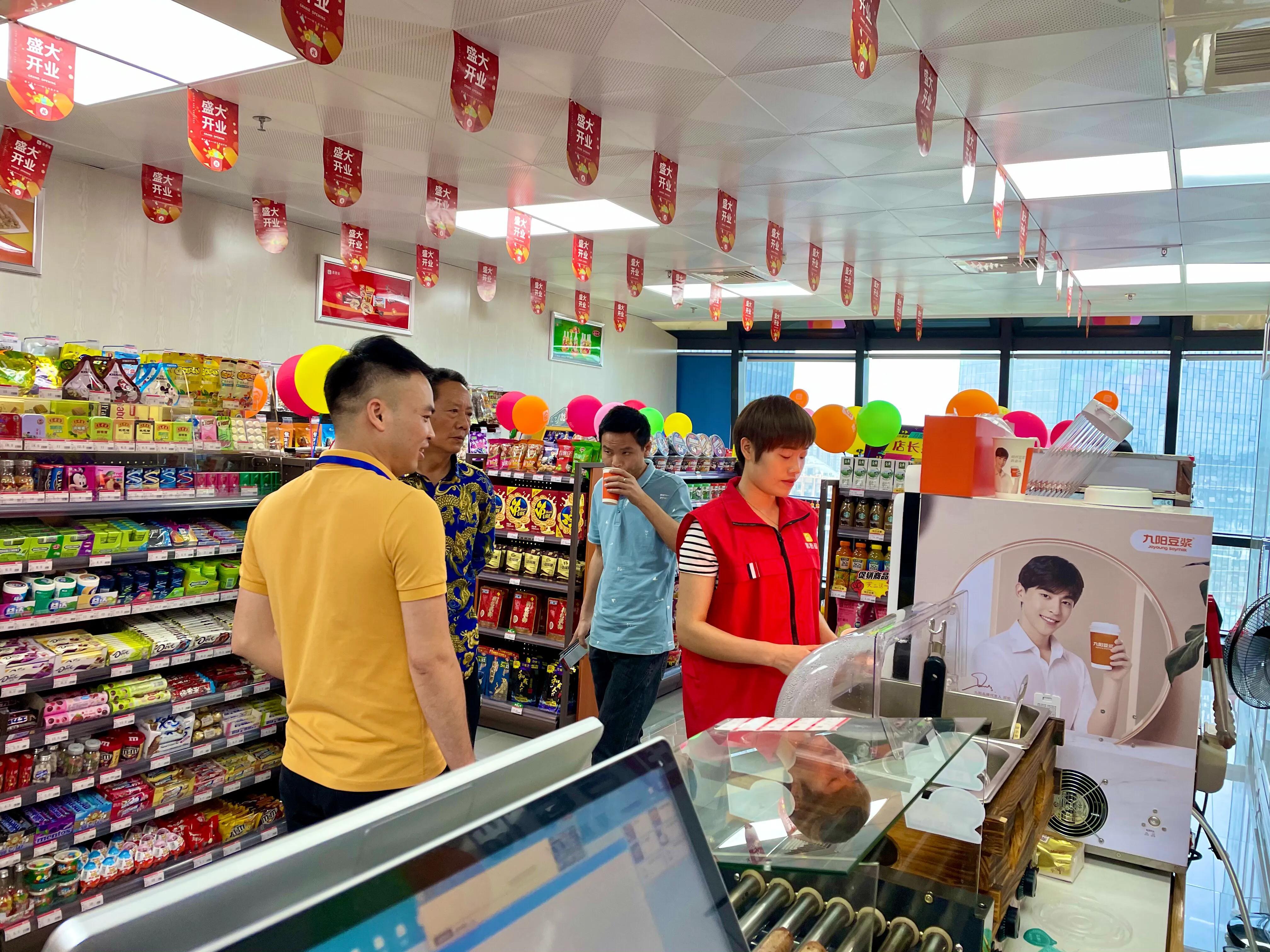 最新便利店經(jīng)營，心靈與自然的奇妙融合之旅