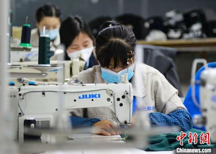 新奧長期免費資料大全,深度研究解析_超高清版55.816