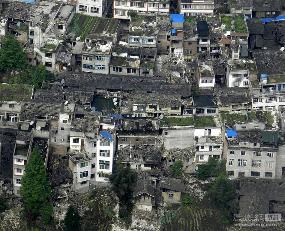 四川地震最新消息，應(yīng)對地震的必備知識與步驟指南